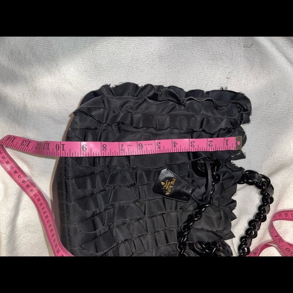 1000% AUTHENTIC PRADA handbag - Picture 4 of 8